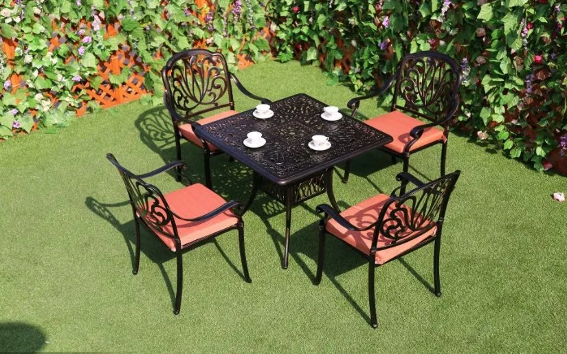 Outdoor Patio Garden New Restaurant Metal Dining Outdoor Furniture Cast Aluminum Table and Chair Set