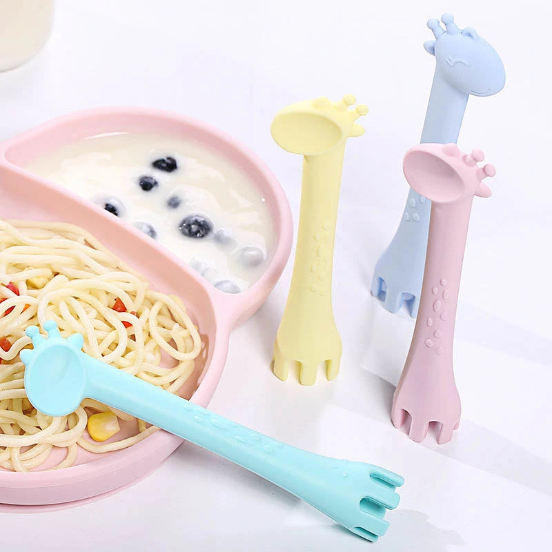 BPA Free Cute Design Safety Use Anti-Slip Soft Silicone Baby Training Spoon