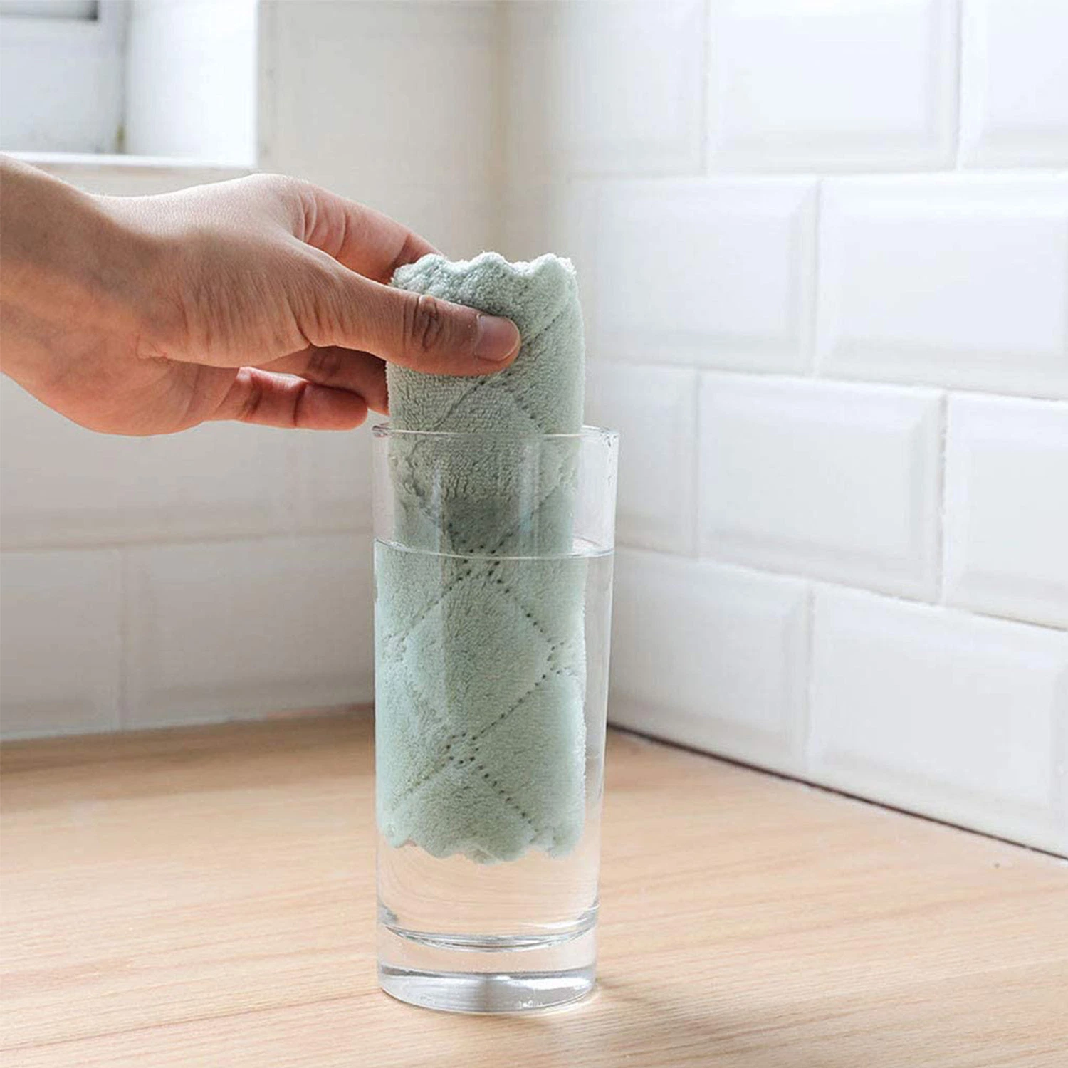 Un super absorbants en verre de voiture de laver les serviettes plats de cuisine salle de bain Serviette de nettoyage en microfibre Textile de cuisine