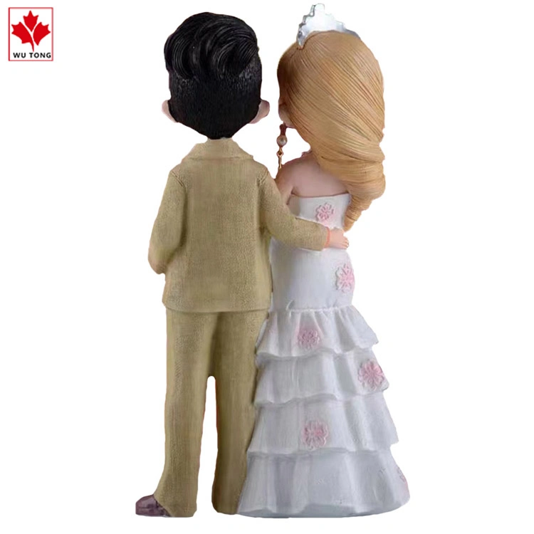 Custom Customized Resin Sculpture Couple Statue Beautiful Room Decoration Wedding Gift