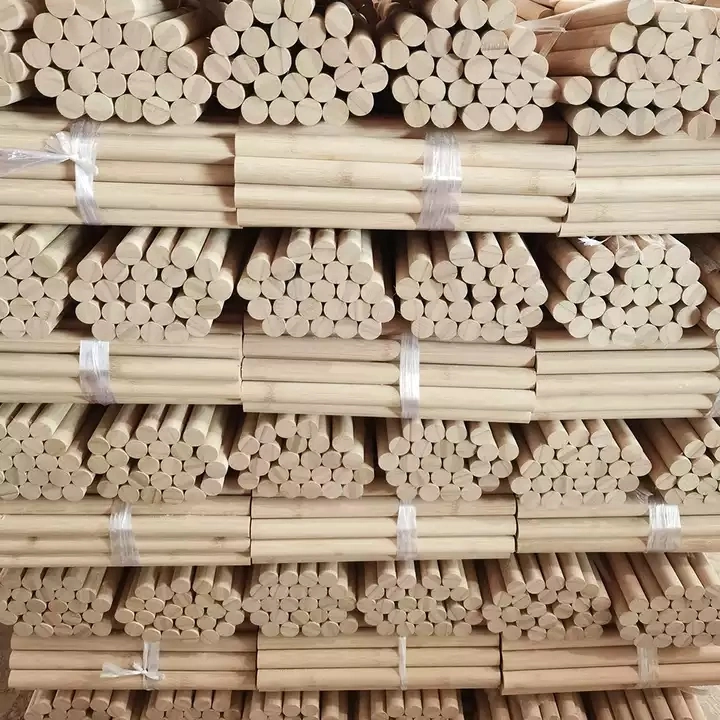 Wholesale/Supplier for DIY Craft Bamboo Round Pole Round Bamboo Raw Material Stick