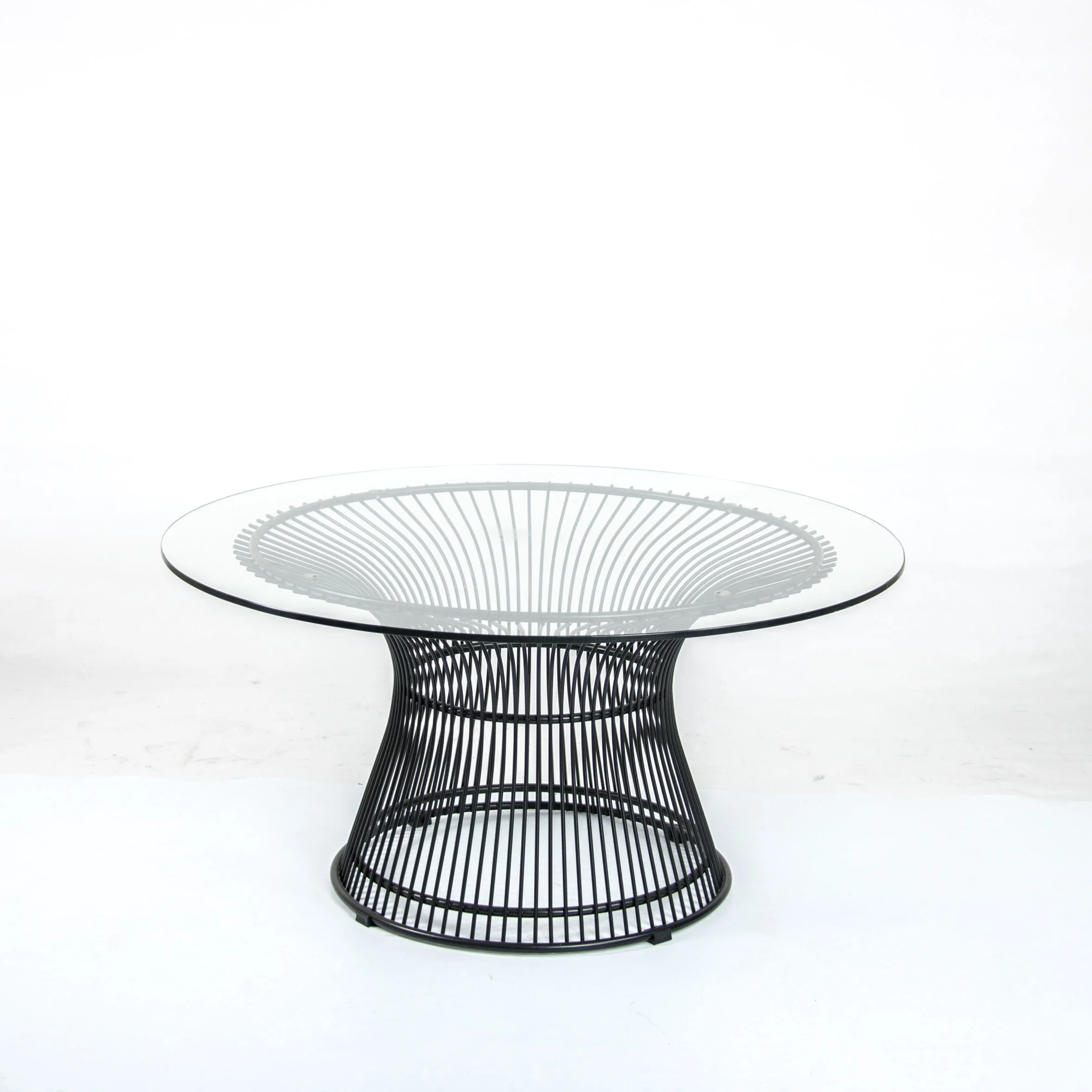 China Foshan Furniture Manufacturer Supplier of Stainless Steel Wire Round Coffee Table