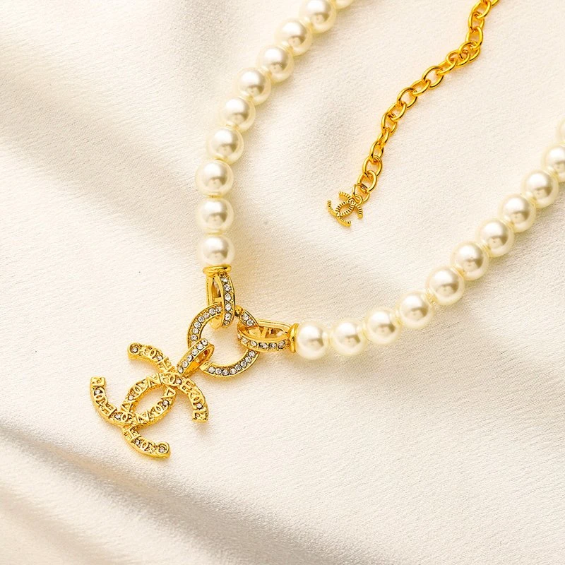 Réplique marque bijoux collier boucles d'oreilles ensemble de bracelets marque Designer femmes Accessoire de mode