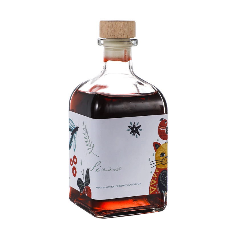 Exclusive Empty Sealed Household Fruit Whiskey Wine Bottle with Wooden Lid