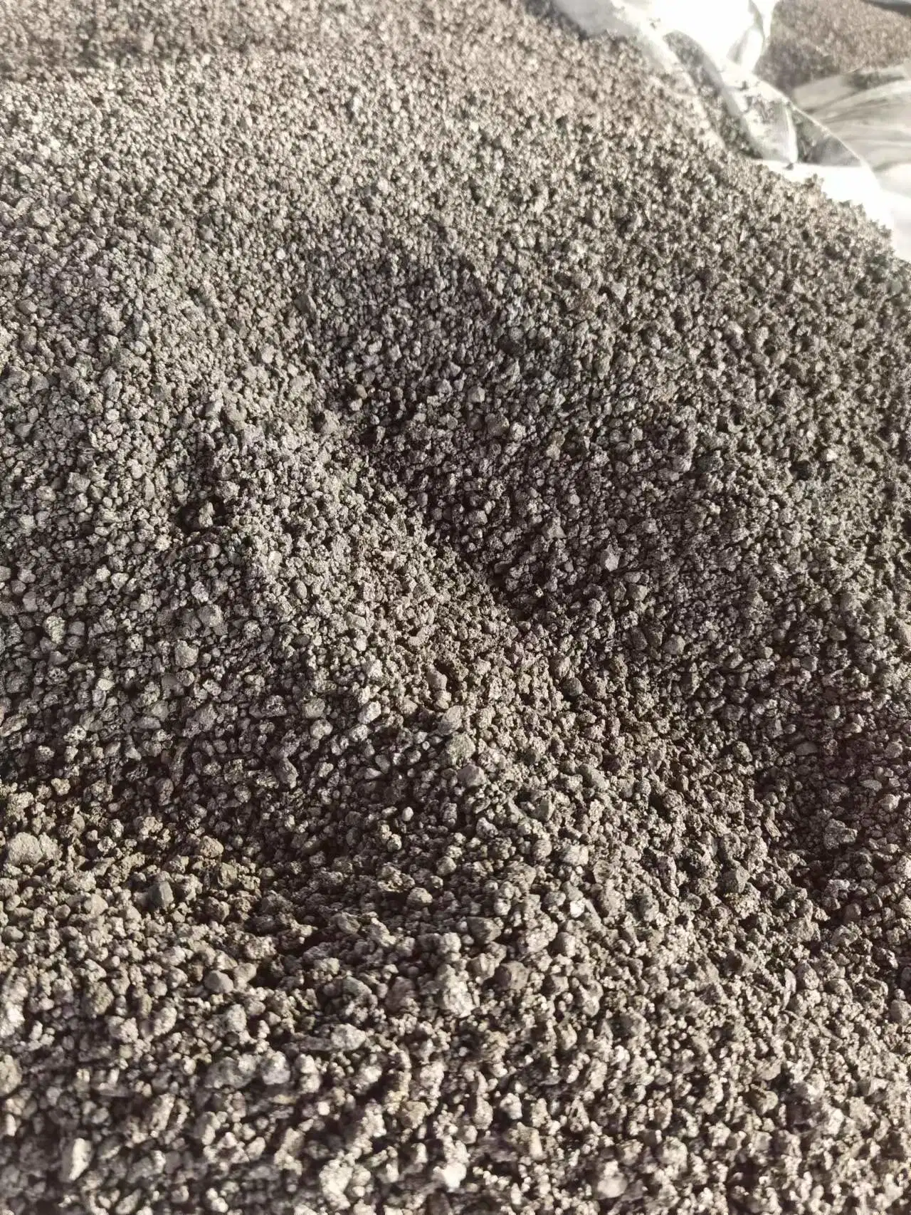 Cheap Price Carbon Raiser Calcined Petroleum 1-5mmcoke Graphite Powder Carbon Additive Graphited Petroleum Coke