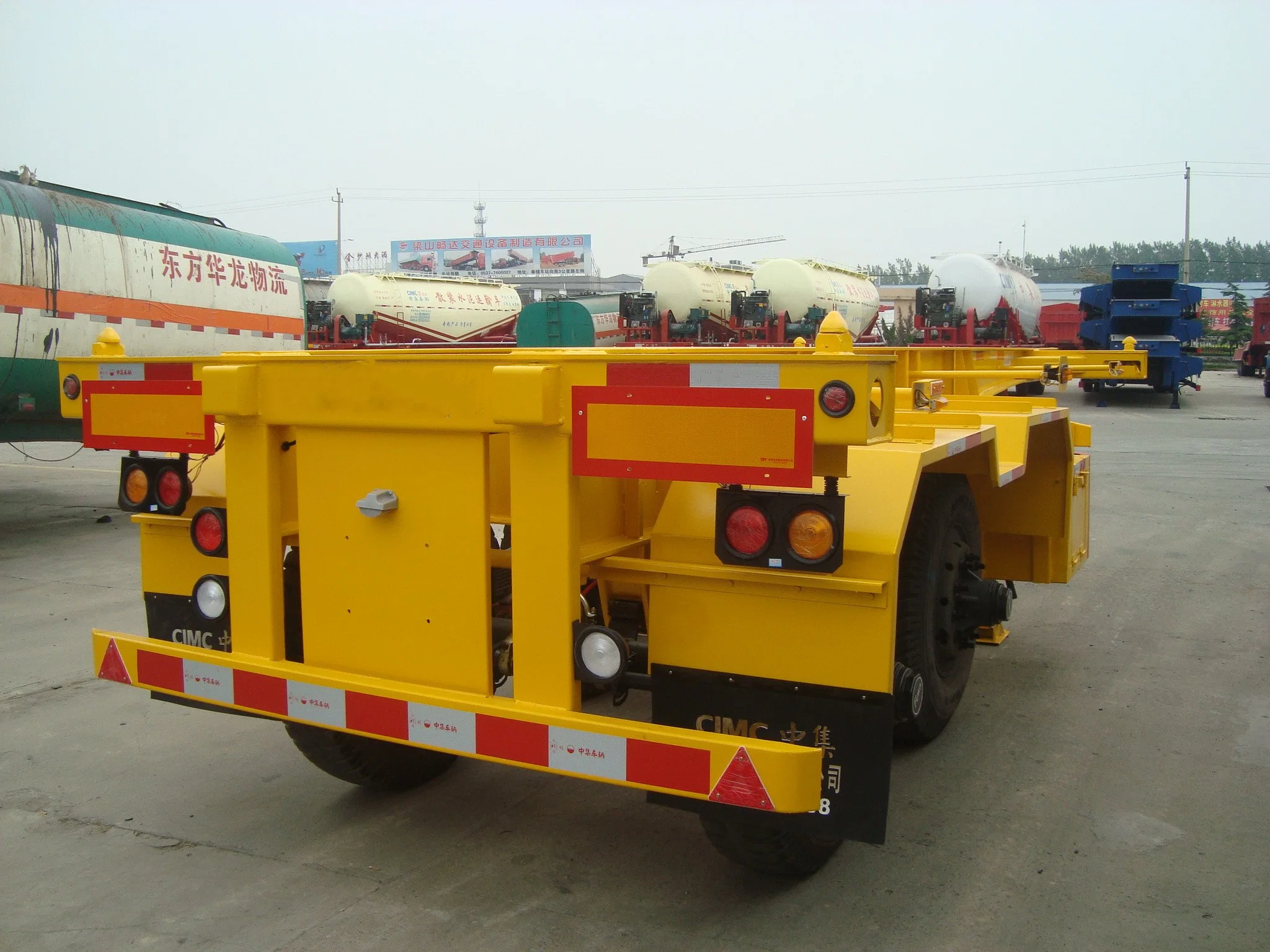 Vehículo Master 13m 2/3/4 eje 40ft/45ft remolque utilitario Semión de esqueleto Transporte de contenedores de remolque China remolque de camiones pesados