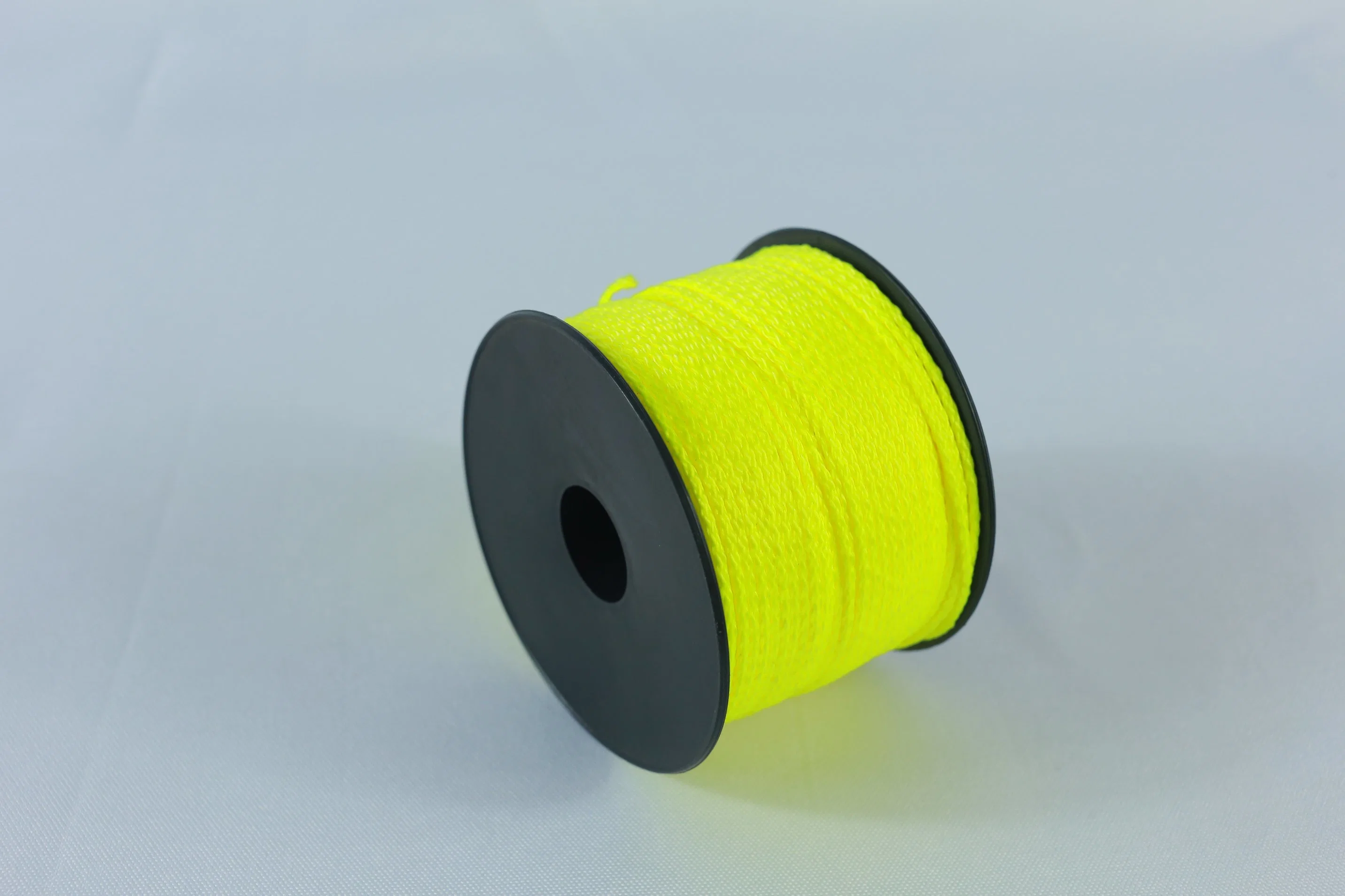 Factory Hot Sale Customized Size 210d Plastic Fishing Net Twine Nylon Twine