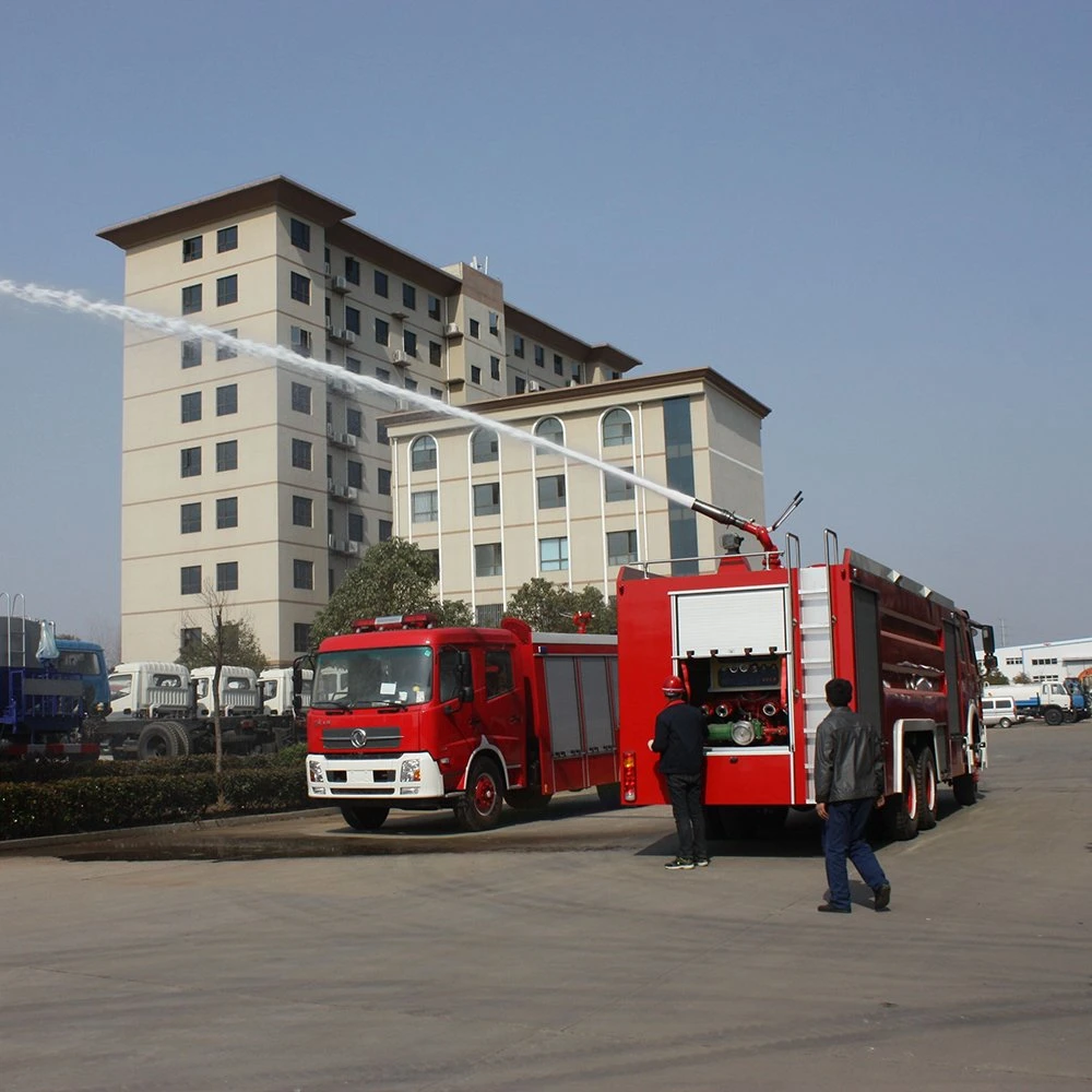 Camions de pompiers Sinotruk HOWO 6X4 avec pompes à eau et mousse de 12t et 15t