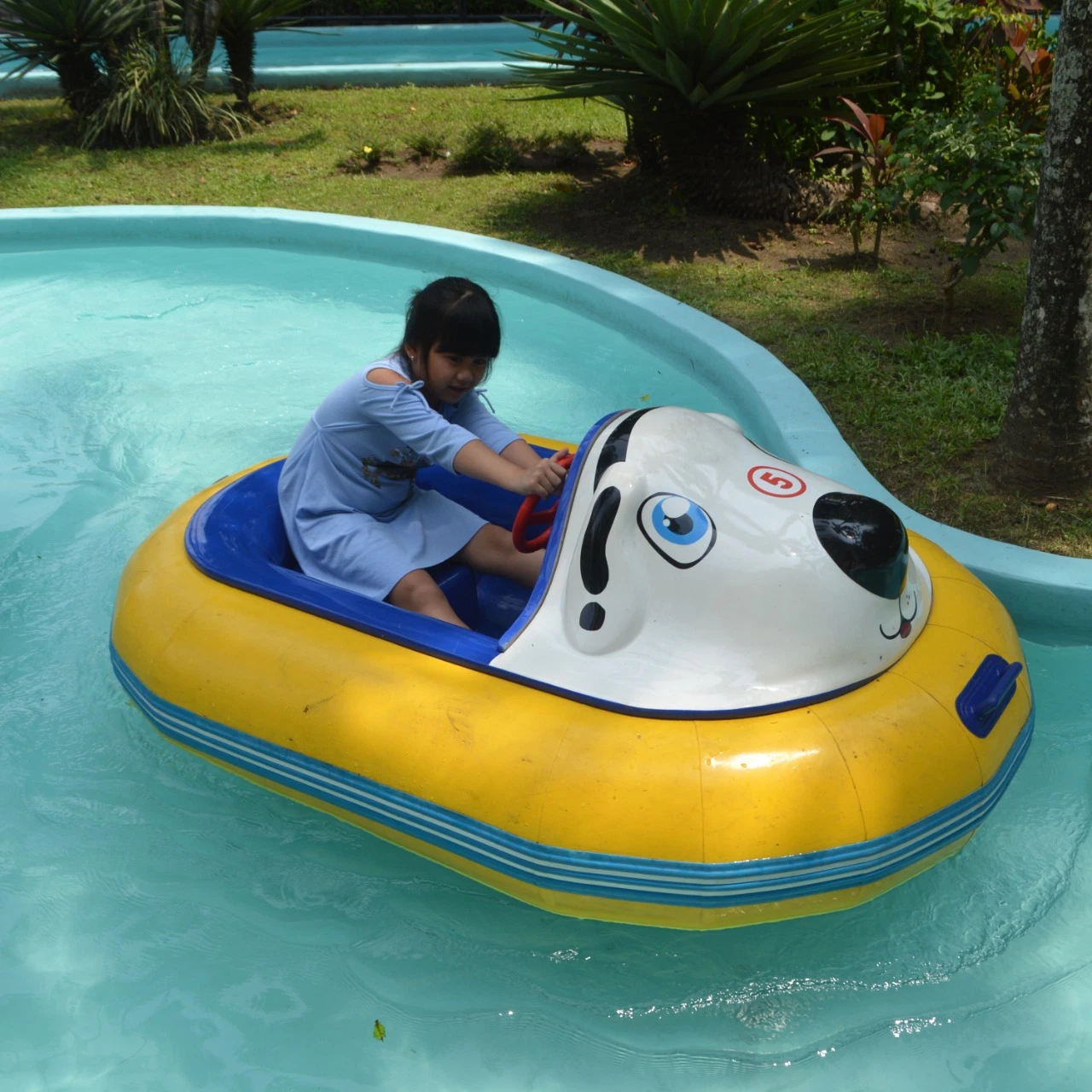 Hot Sale High quality/High cost performance  New Design Dalmatians Animal Shape Fiberglass Electric Kids Bumper Boats