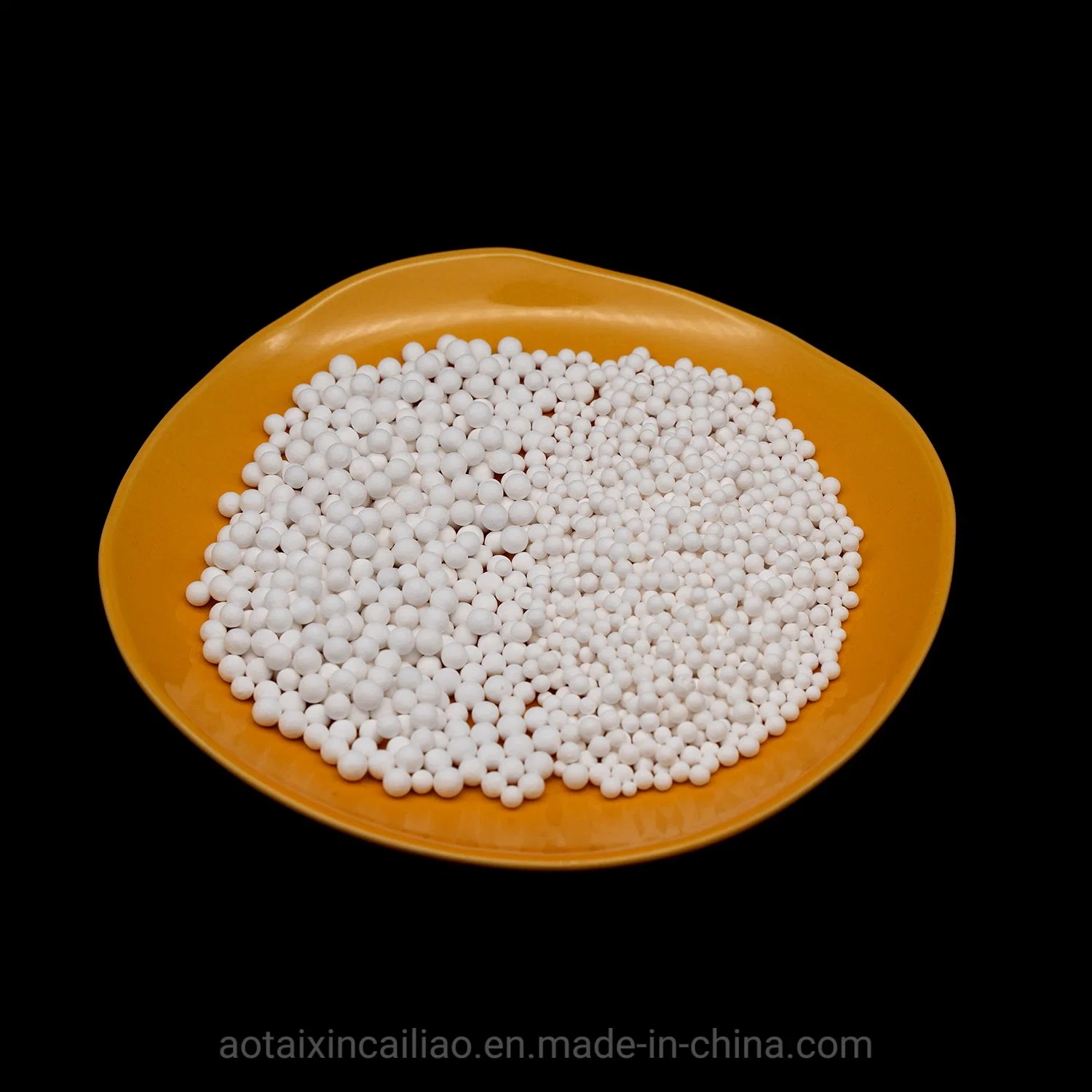 Activated Alumina Desiccant Used for Petrochemicals Industry