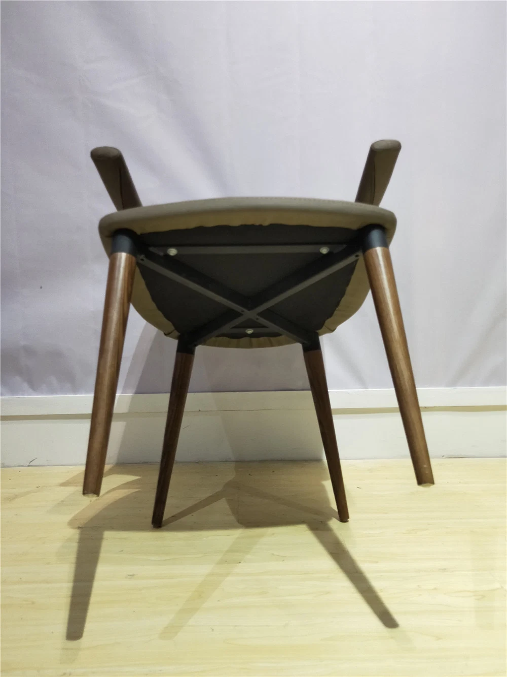 Furniture Simple Modern Design Iron Wood Leg PU Restaurant Dining Chair