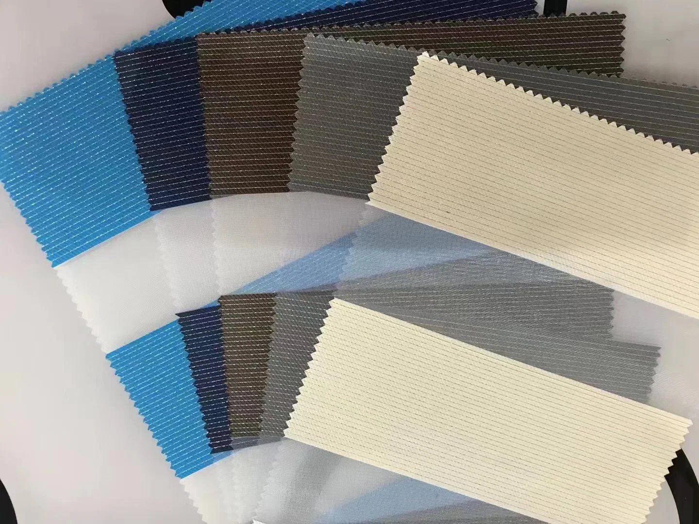 100% Polyester Curtain Fabric Wholesale/Supplier Colorful Window Roller Zebra Blinds Fabric