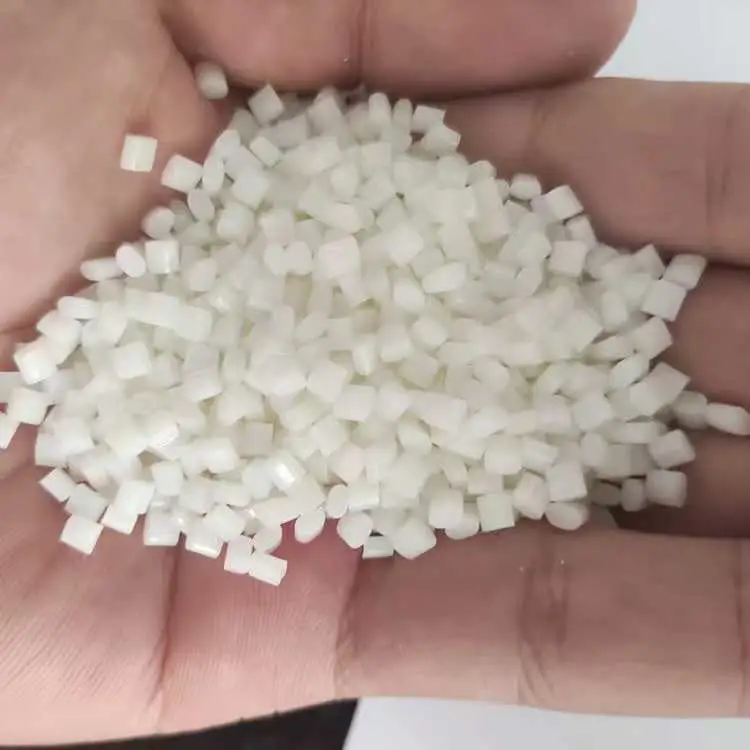 Linear Low Density Polyethylene (LLDPE) 118W M200024 218W LLDPE Granules