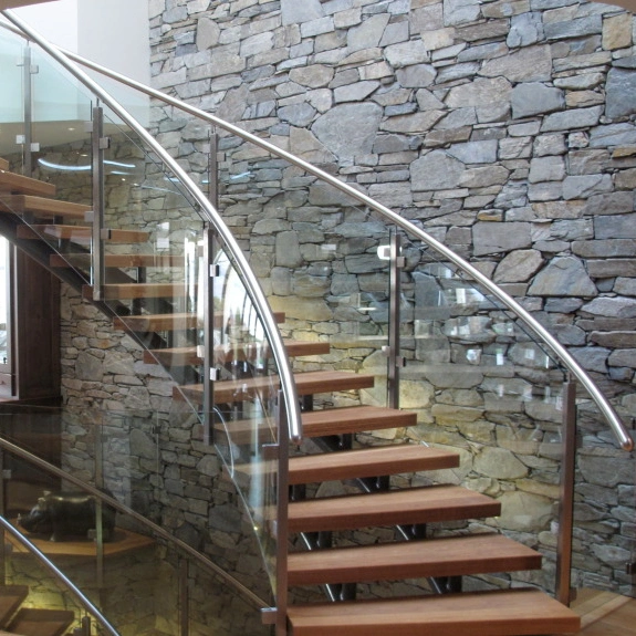 Safety and Stronger Powder Coated Carbon Steel Curved Stairs Beams with Interior Wood Tread Stairs Design for Indoor