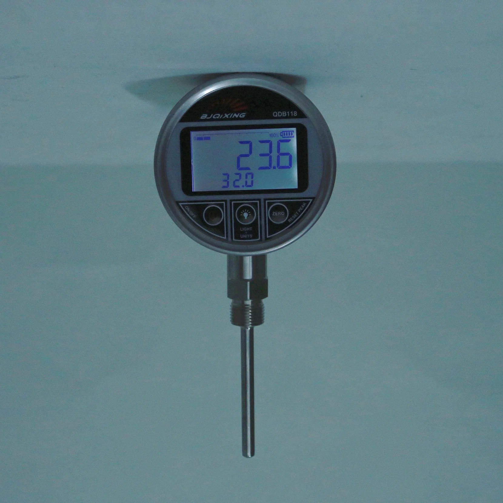 PT100 Sensor LCD Display Oil Digital Hightemperature Gauge Qtb118