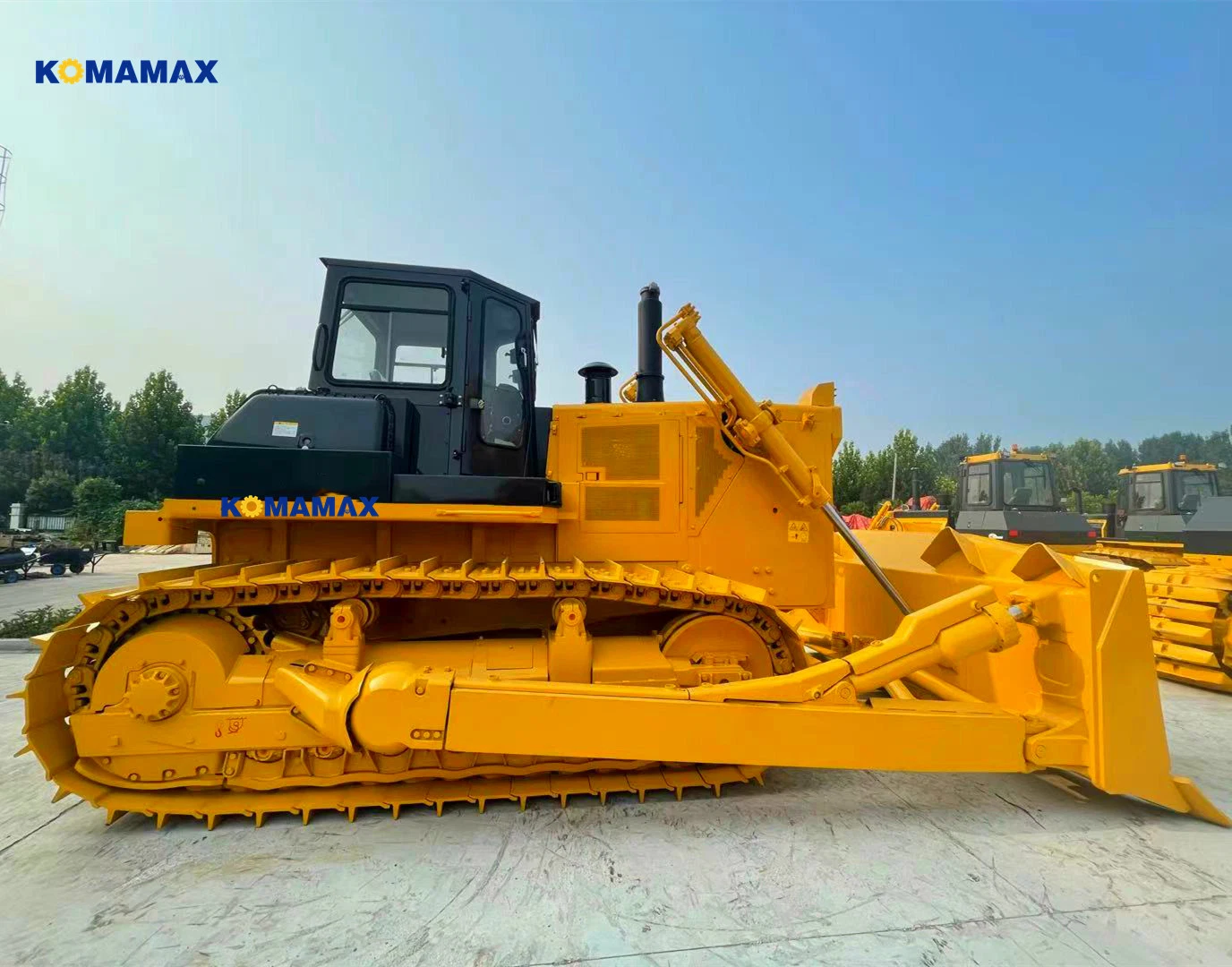 Équipement minier Bulldozer à chenilles de haute performance avec une capacité de nivellement de 4,5 m3.