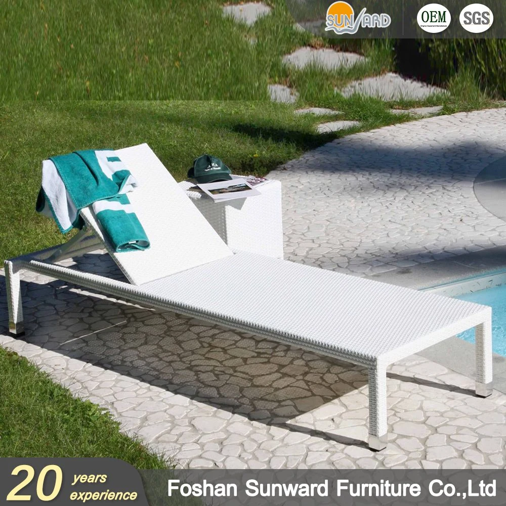 Hot Sale Outdoor Leisure Wholesale/Supplier Patio Customized Beach Side Sunbed