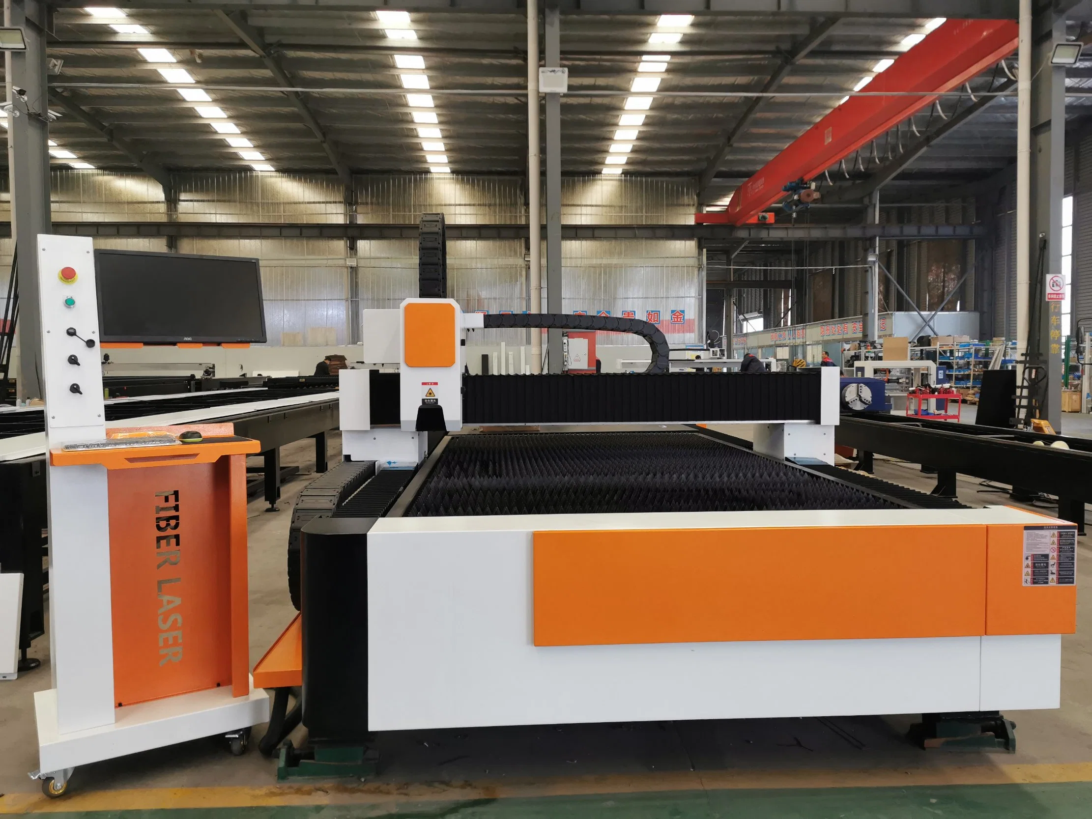 Single Flat Bed Fiber Laser Cutting Machine for Metal Sheet Cutting 3015 Monolithic Packing Case