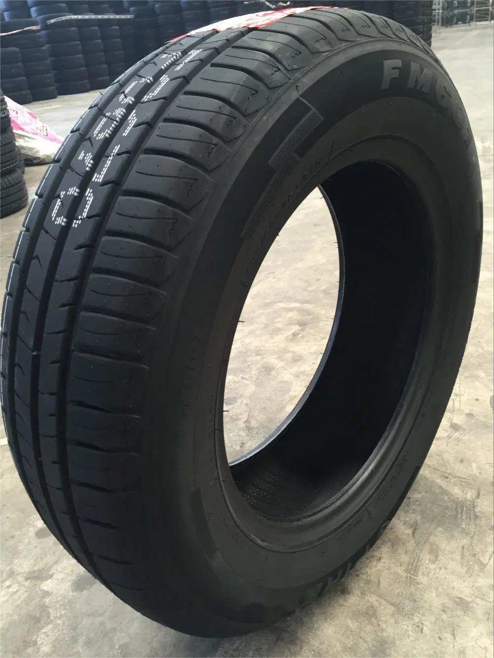 إطارات الصيف متينة طويلة العمر طويلة العمر للمنتج 205/55R16، اتجاهات السيارة الرياضية متعددة الاستعمالات نقش شعاعي مع جودة عالية المطاط الطبيعي طولا 16 بوصة17inh إطارات سيارات الركاب