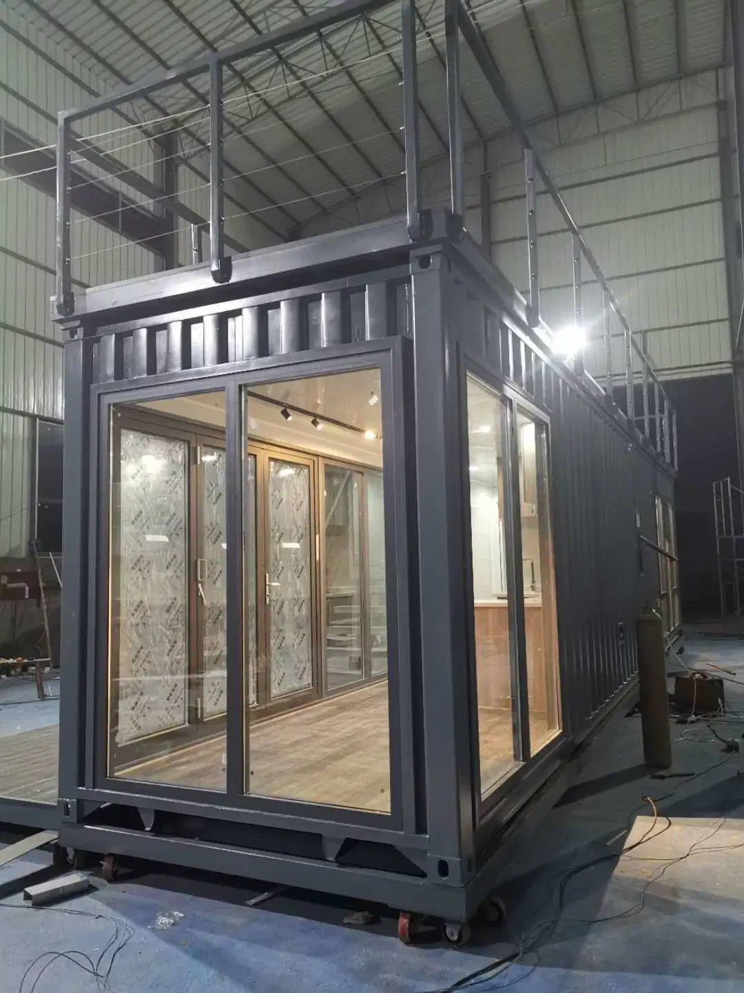 40FT Luxury Modular Prefab Steel Modern Portable Luxury Prefabricated Villa Container House Building