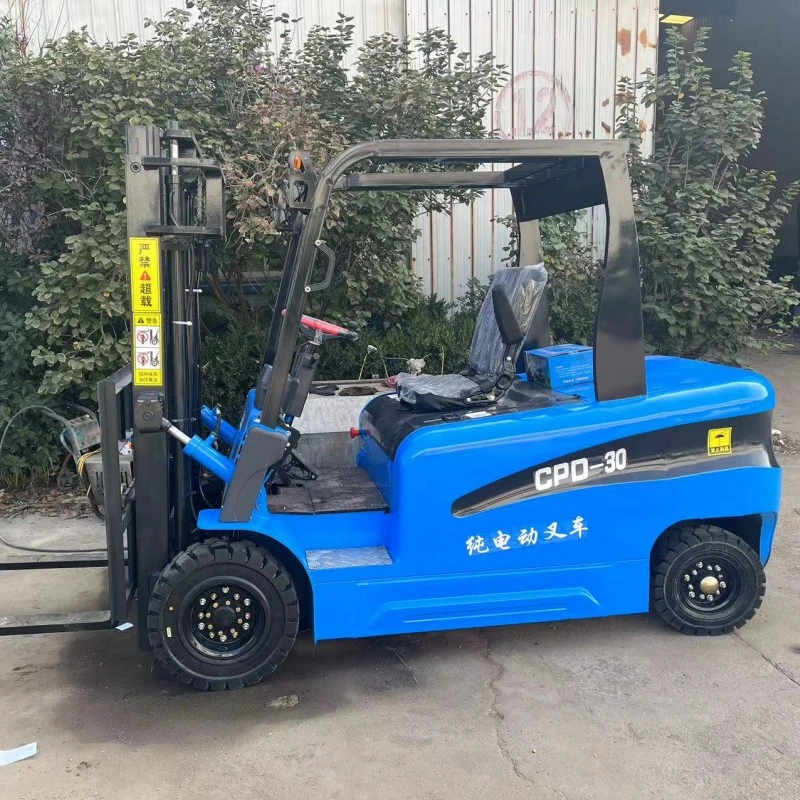 Petit chariot élévateur électrique de 3 tonnes, fabriqué en usine OEM, exporté vers un pays européen.