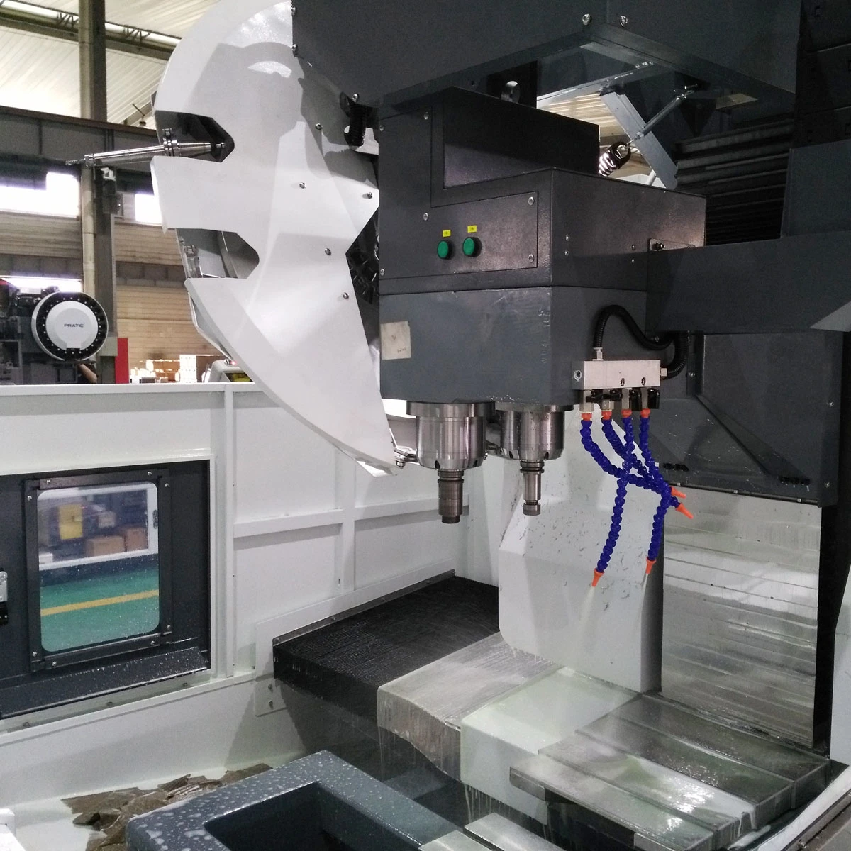 Long Travel CNC Machine Tool for Processing Aluminum or Steel Profiles