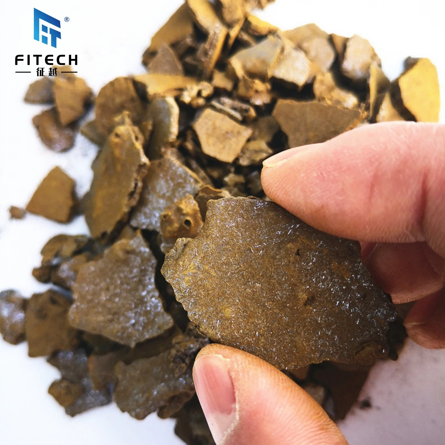 for Steel Making Black or Brown Flake 98% V2o5 Catalyst Vanadium Pentoxide Flake