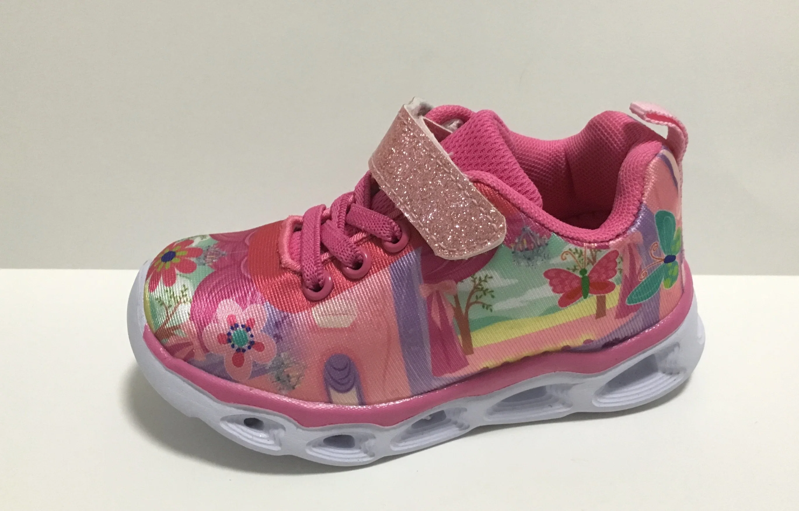 2021 New Arrival Quality Boys Girl Wholesale/Supplier Sneaker Sport Child Luxury Breathable Shoes