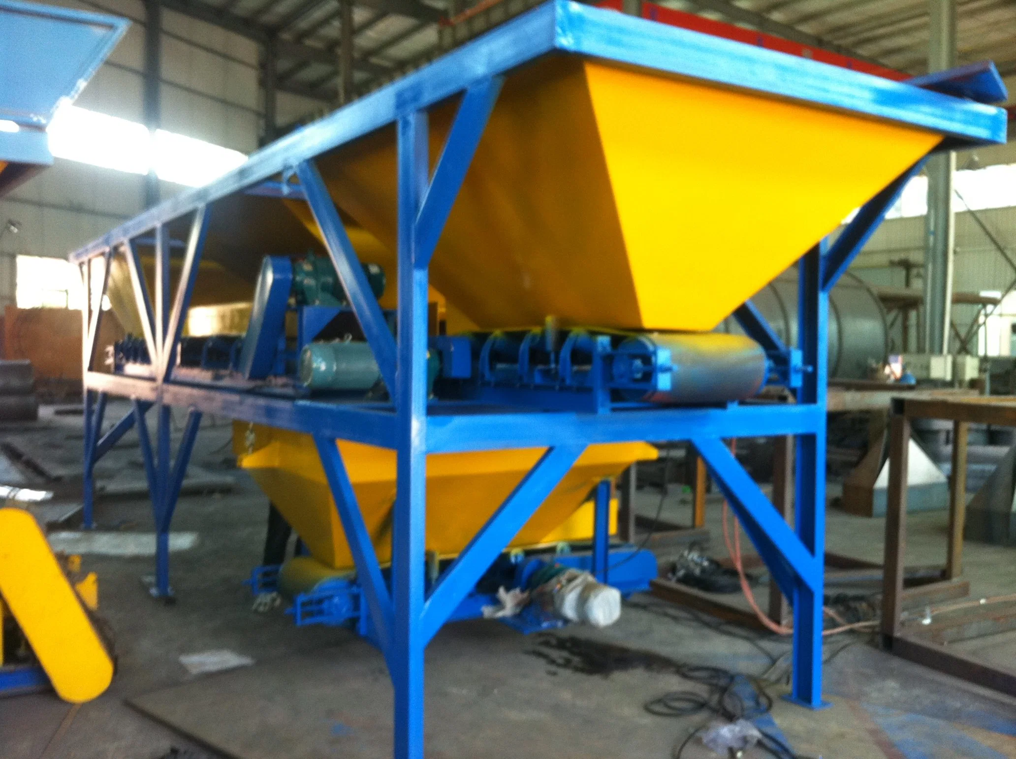 Fully Automatic Cement Hollow Brick Making Machine/Concrete Block Machine