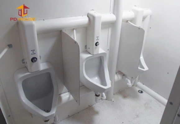 China Prefabricated Design Outdoor Portable Mobile Plastic Toilets