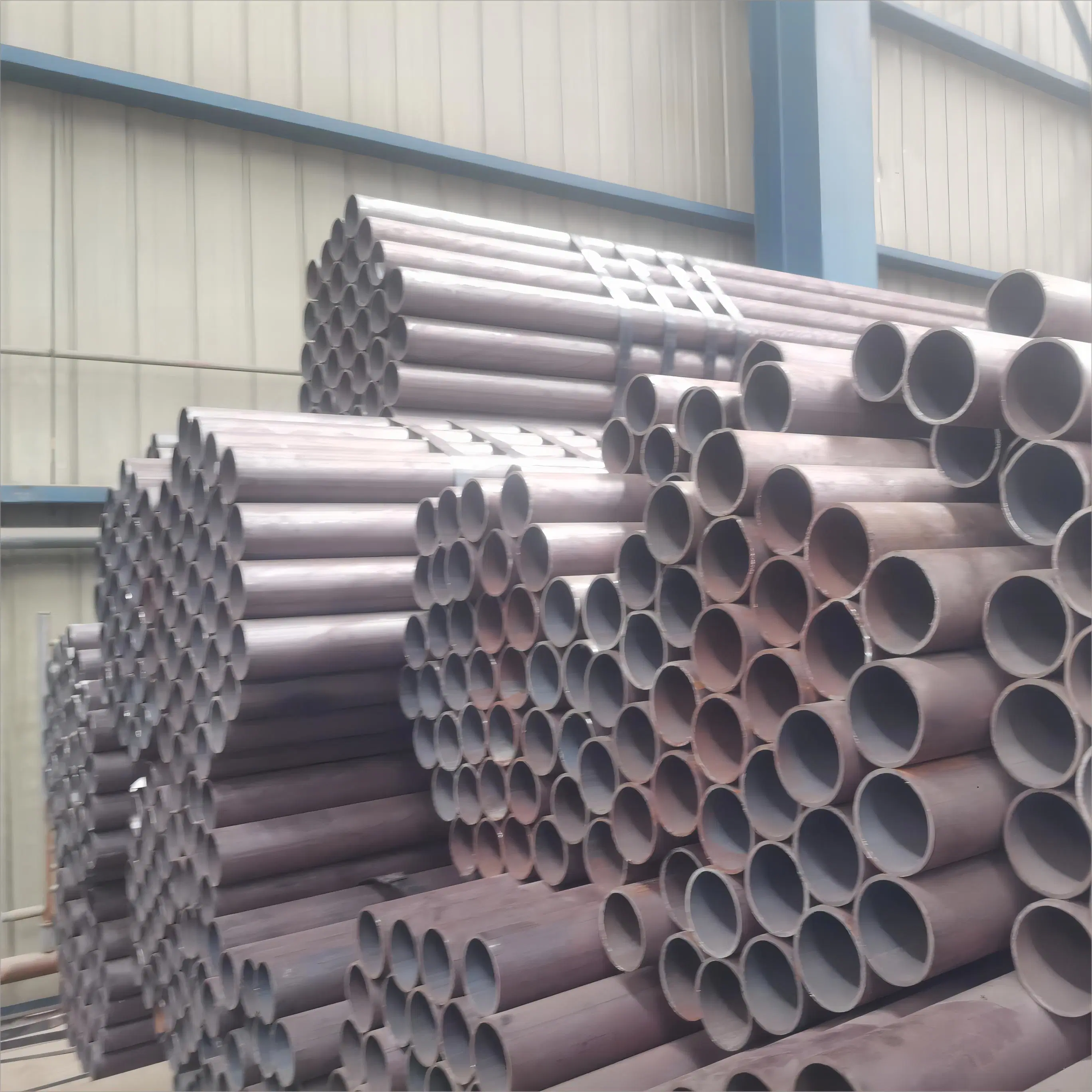 Manufacturing Sch40 Sch80 ASTM 4135 Fluid Fire Boiler Carbon Steel Tube Seamless Pipe