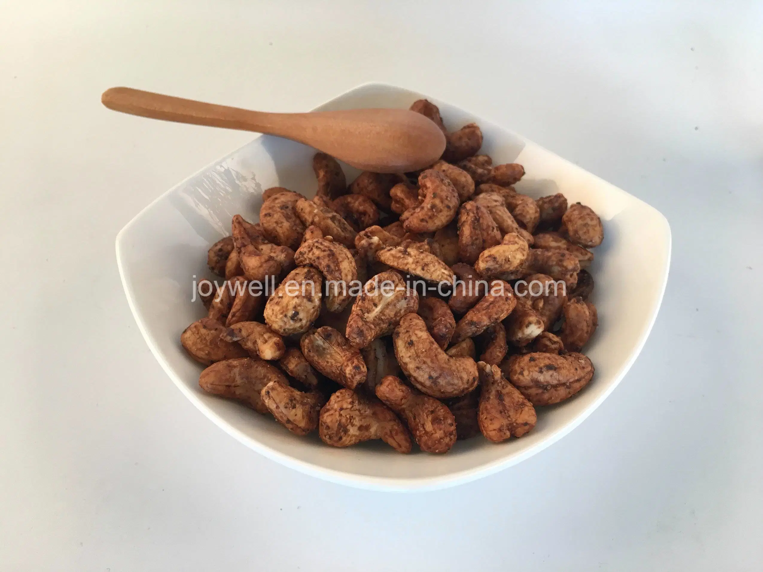 Hot Selling Flavor Black Pepper Coated Cashew Nuts Healthy Food