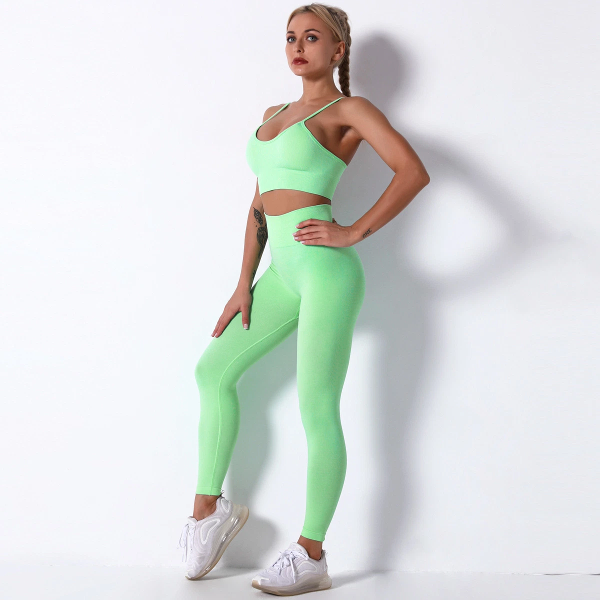 Seamless Gym Set Nylon Woman Sportswear 2 Piece Seamless Bra and Leggings Women Fitness Wear Yoga Sets Sports Suits Double Straps Beauty Back Bra Peach Buttocks