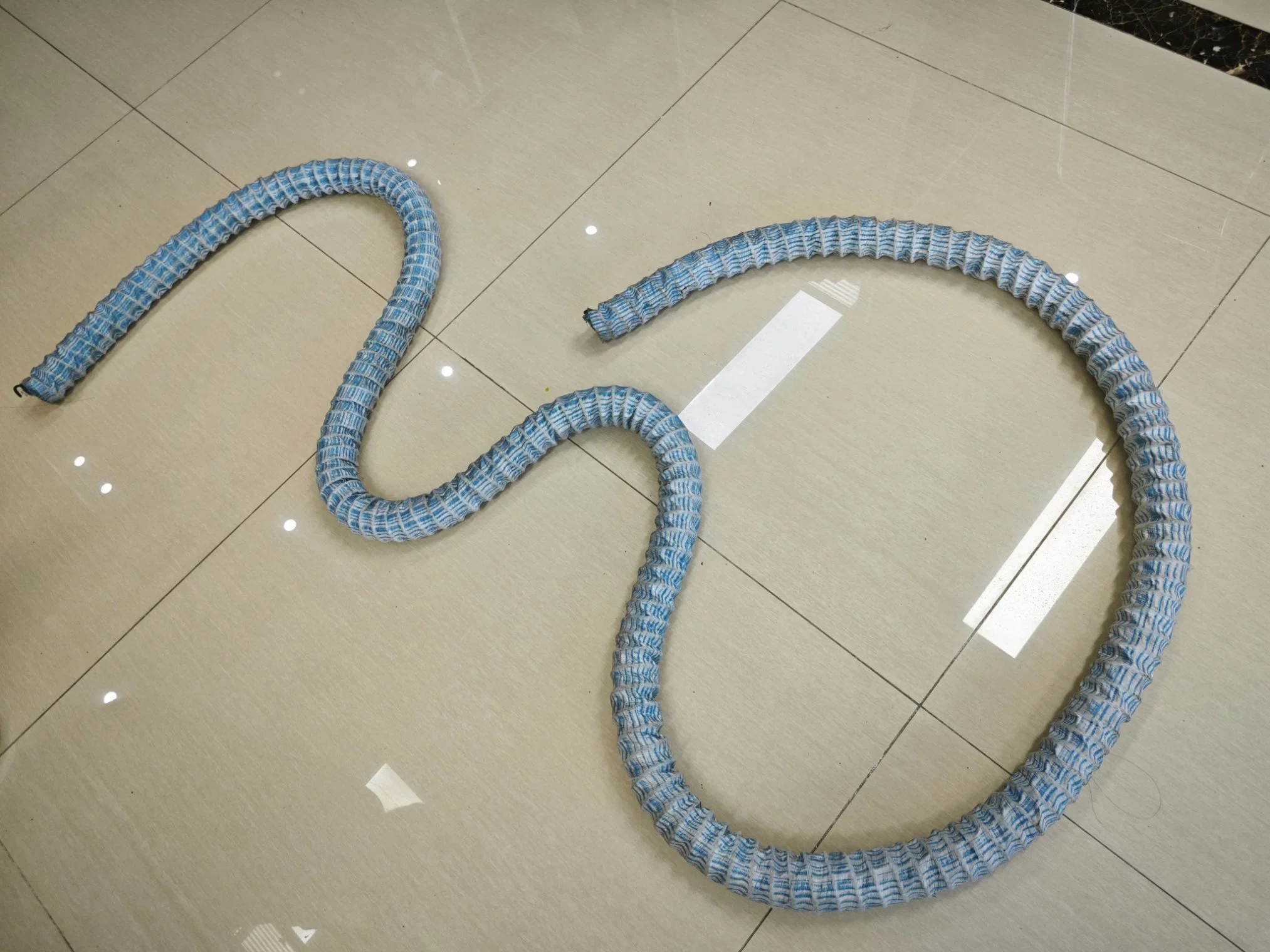 Anhui Chuangwan Flexible permeable suave tubo de drenaje Tubo anterior