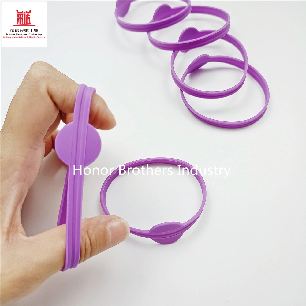 Factory Directly Custom Grow in The Dark Silicone Wristband Fashion Sport Bracelet Silicone Bangle