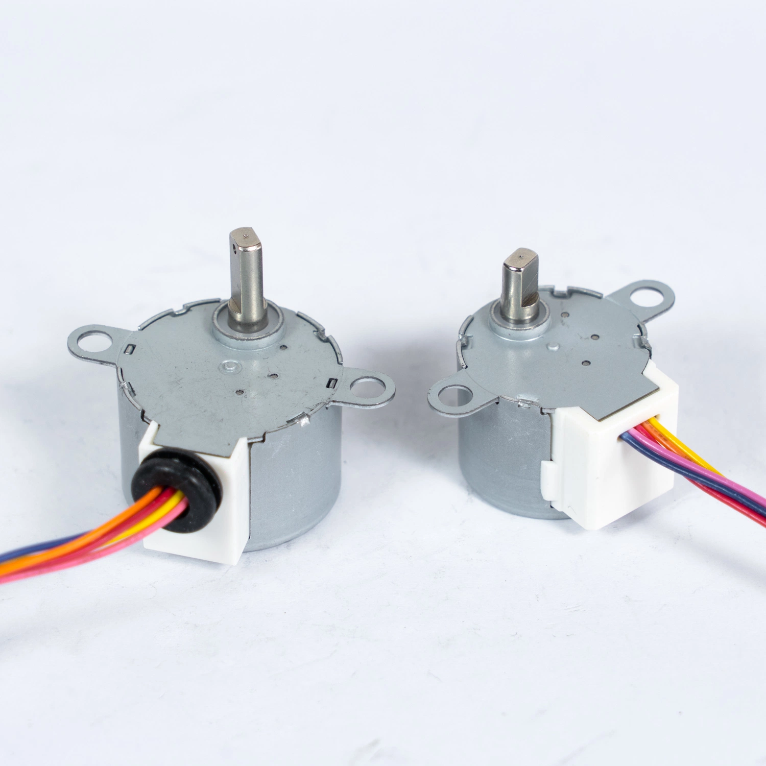 12V 24V DC Mini Stepping Motor for Fan Shake Head Parts/Ticketing Machines/Valve Control