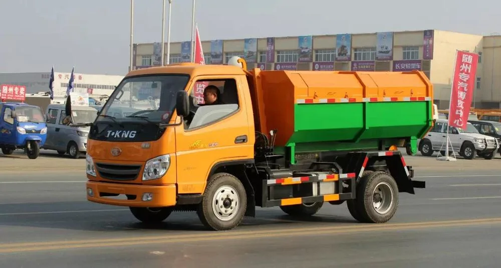 China 2ton de pequeño tamaño, el gancho Levante 2m3 del compartimento extraíble basura 2cbm Mini Camión de basura