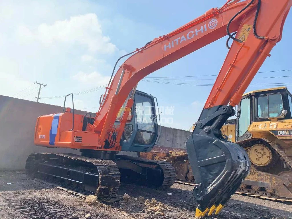 الحفار الصغير المُستخدم Hitachi Ex120-2 Hitachi Digger Seconds 12ton معدات البناء الأصلية