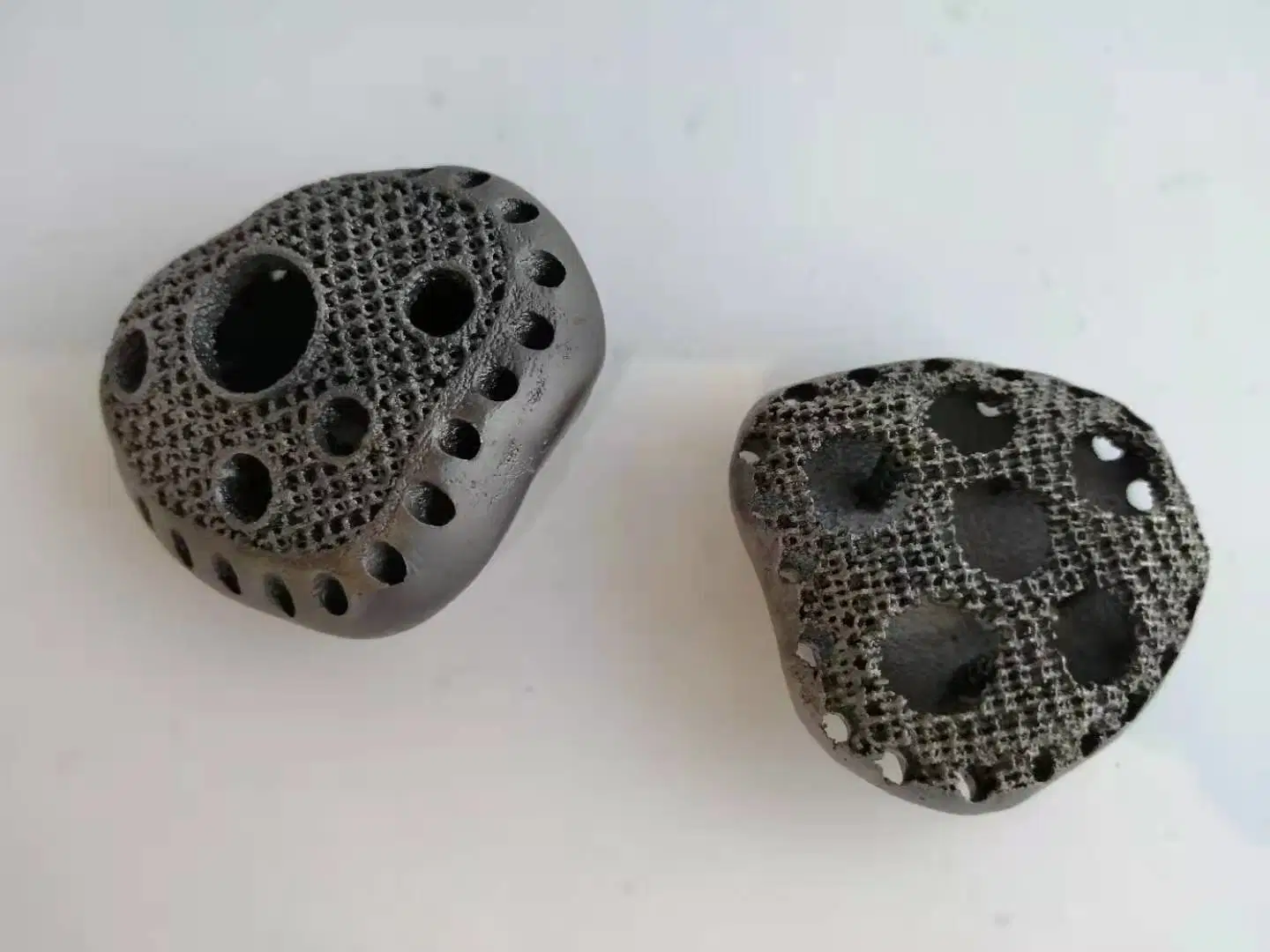 Fabricante China personalizado de impresión 3D Metal poroso de implantes médicos