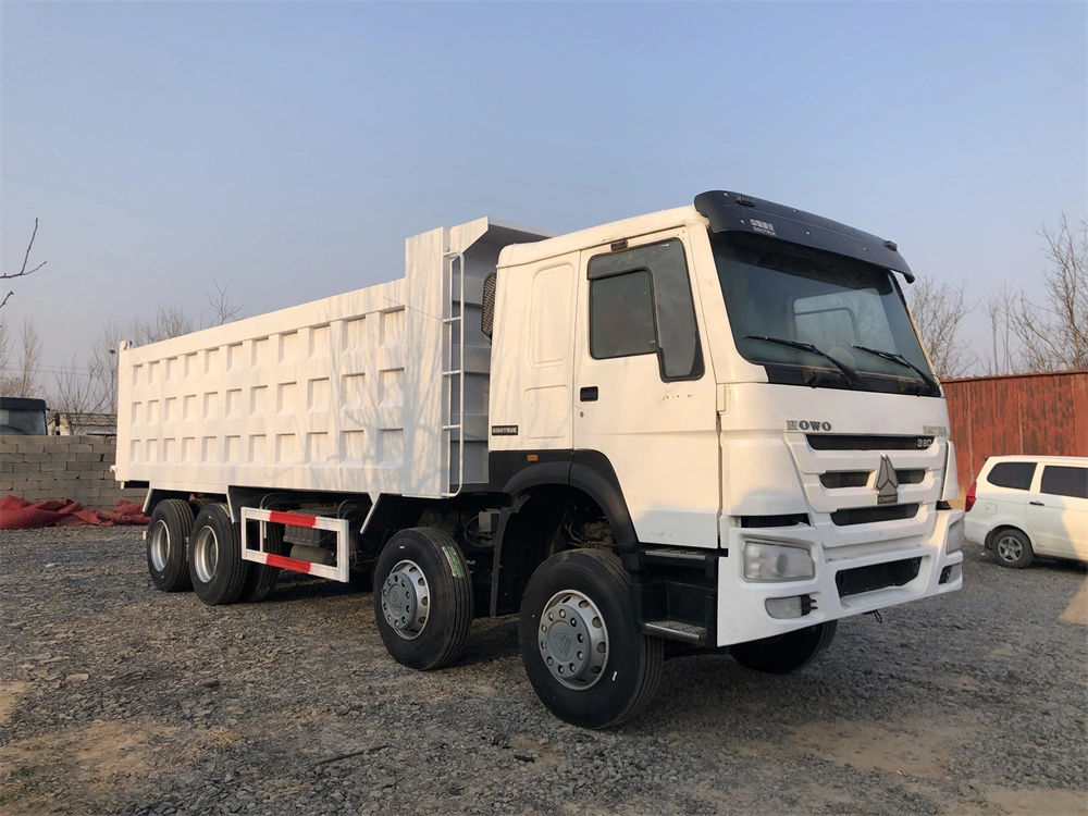 Segunda Mano Sinotruck HOWO utiliza 371HP 375CV HOWO 10 ruedas los neumáticos de 12 Volquete Camión Volquete 8X4 6X4 con buenas condiciones para África