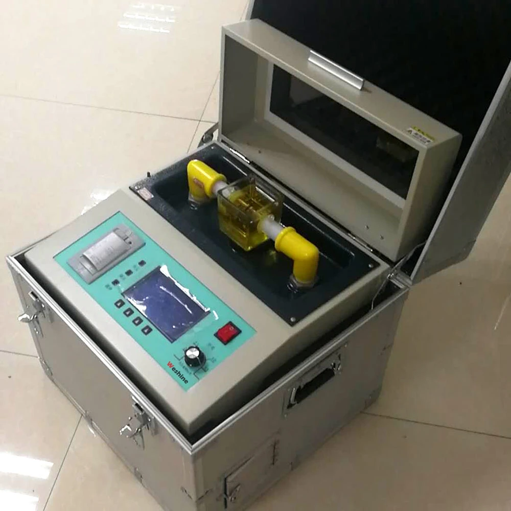 Transformador de Portátil Digital 80kV 100kV de tensión de ruptura de aceite aislante BDV Tester Medidor de rigidez dieléctrica de prueba del sitio