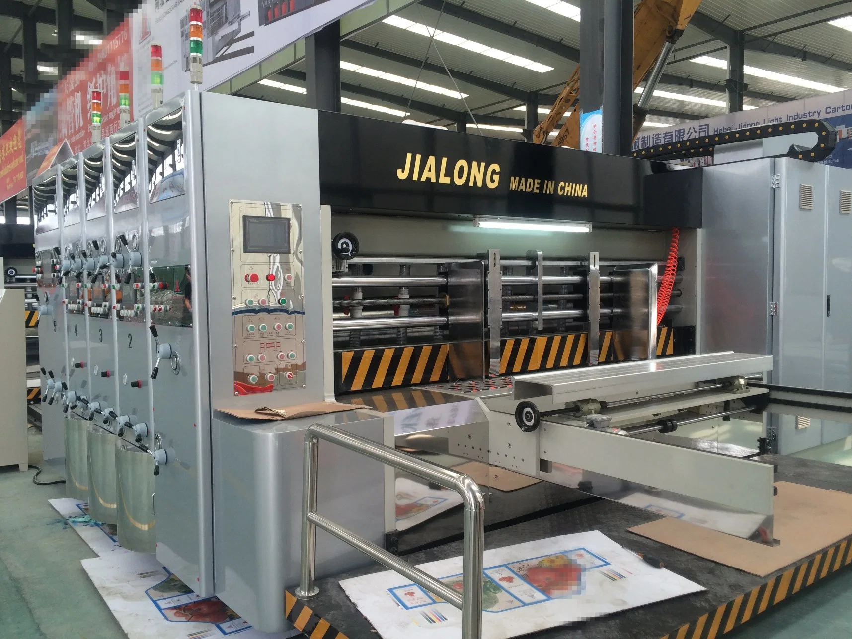 Лучший продаем Carton Автоматическая печать станок для резки пазов