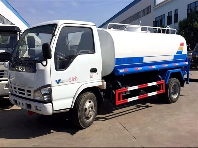 Japan Isuzu 2, 000liters/2cbm/2m3/2ton/2000L Water Tank Vehicle