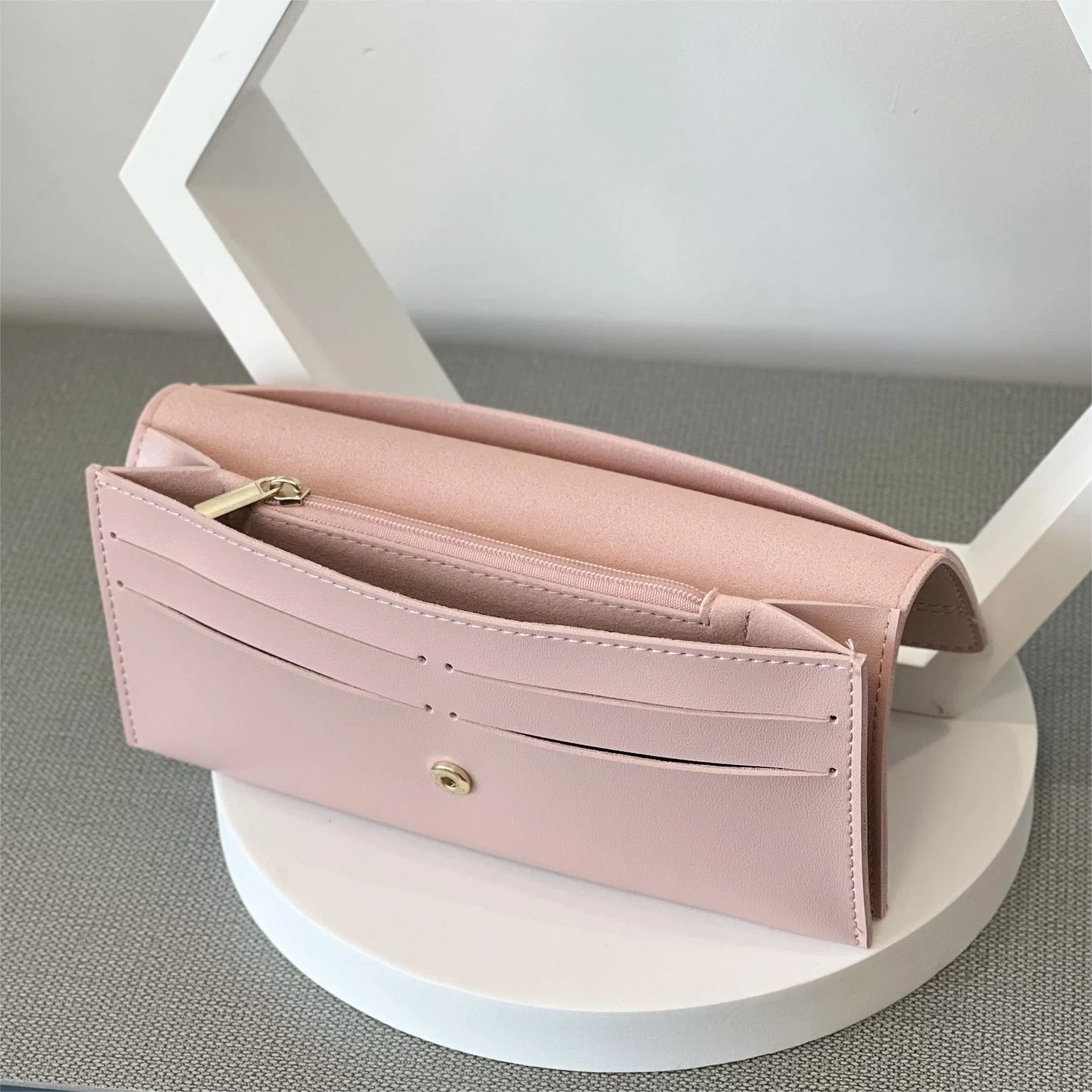 Simple Ear Buckle Long Wallet Clutch