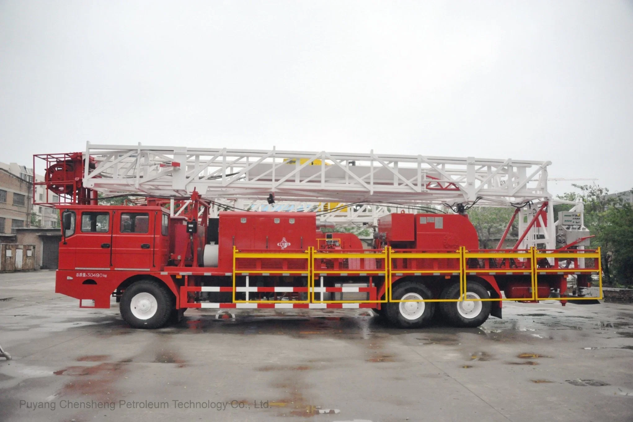 Los motores diesel y reacondicionamiento de batería de alimentación de doble plataforma elevadora Munted torre de perforación de pozos petroleros Service