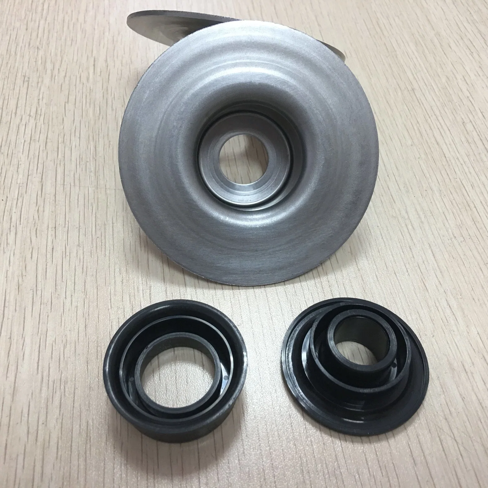 Conveyor Roller Components Bearing Housing with ABS Inner Sealing Tkii6204-114 (109)