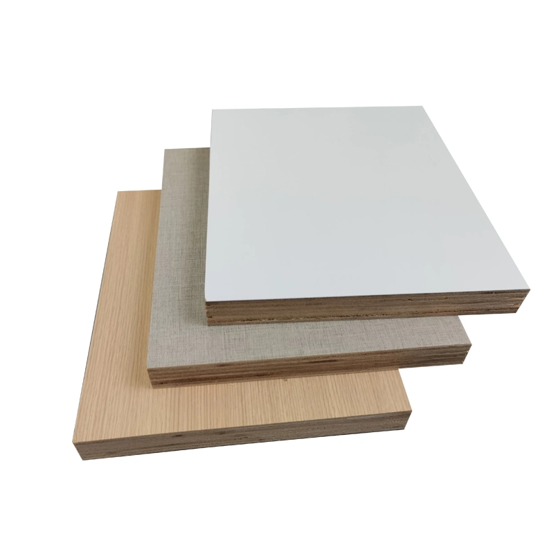 Precio competitivo de alto brillo blanco puro de la construcción de madera contrachapada de 15mm