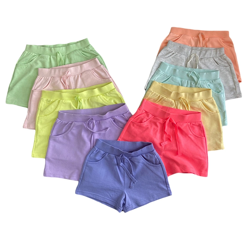 Shorts personnalisés en gros pour les filles. Couleur pure. Shorts confortables, amples et doux pour les petites filles.