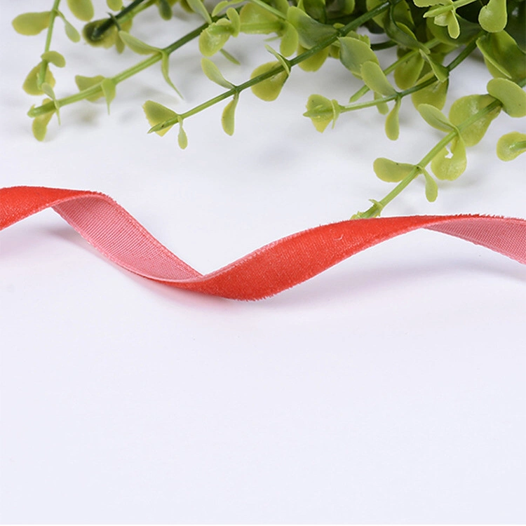 Comercio al por mayor Venta caliente personalizado 100% nylon en color con cable de la cinta de terciopelo