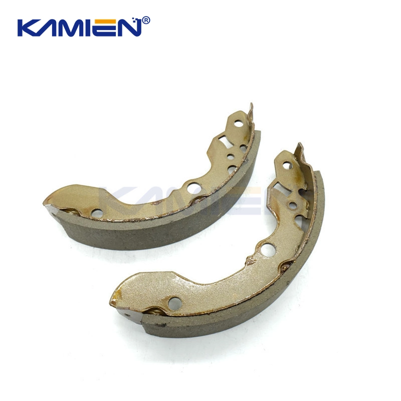 Auto Parts Brake Shoes for Mercedes Benz From China